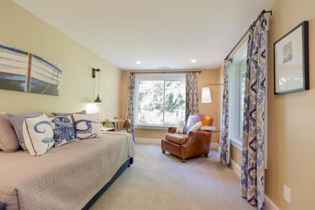 Photo of Others in Olympia