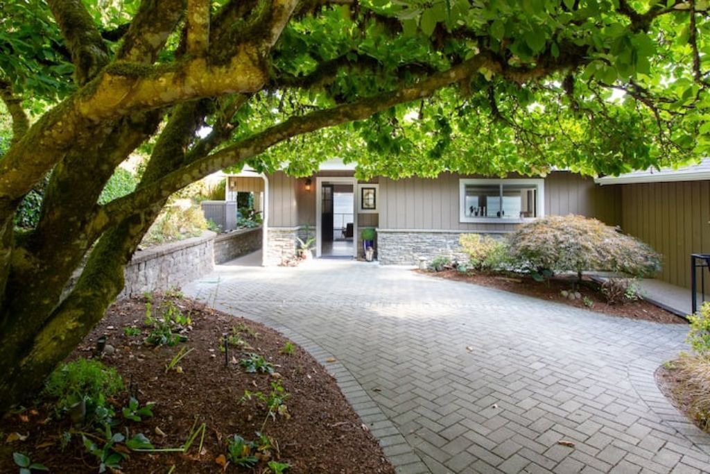 Photo of Outdoor in Olympia