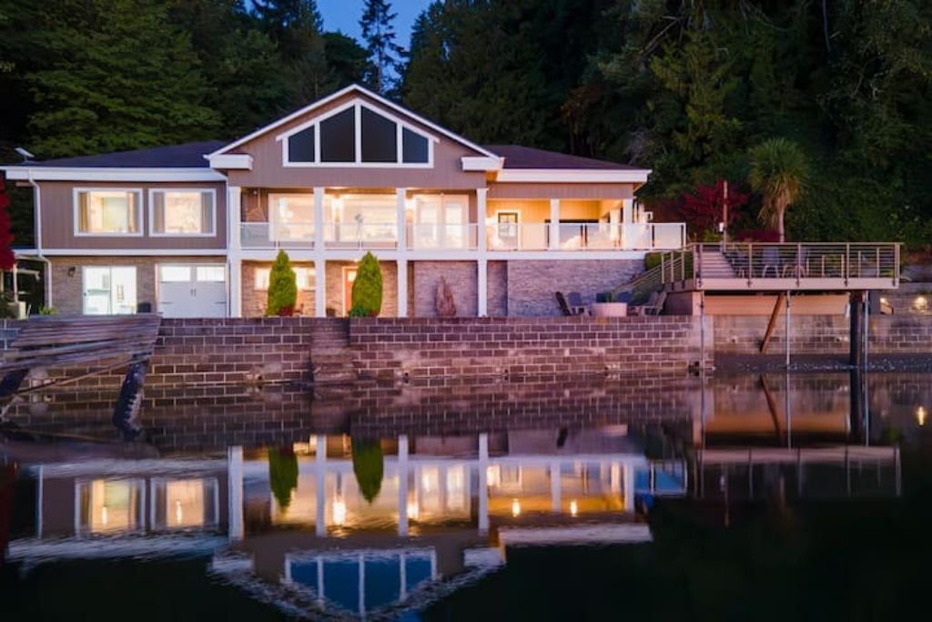 Photo of Others in Olympia