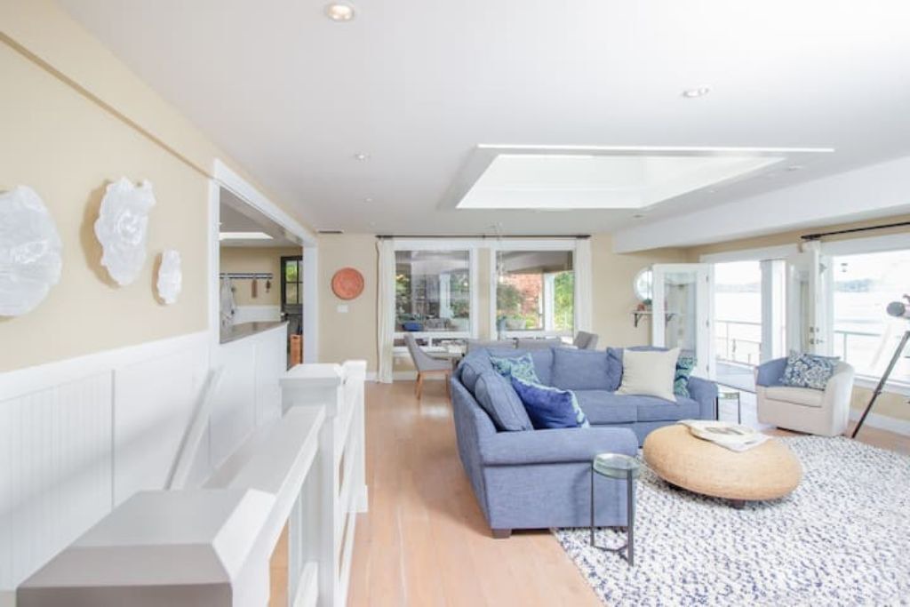 Photo of Others in Olympia