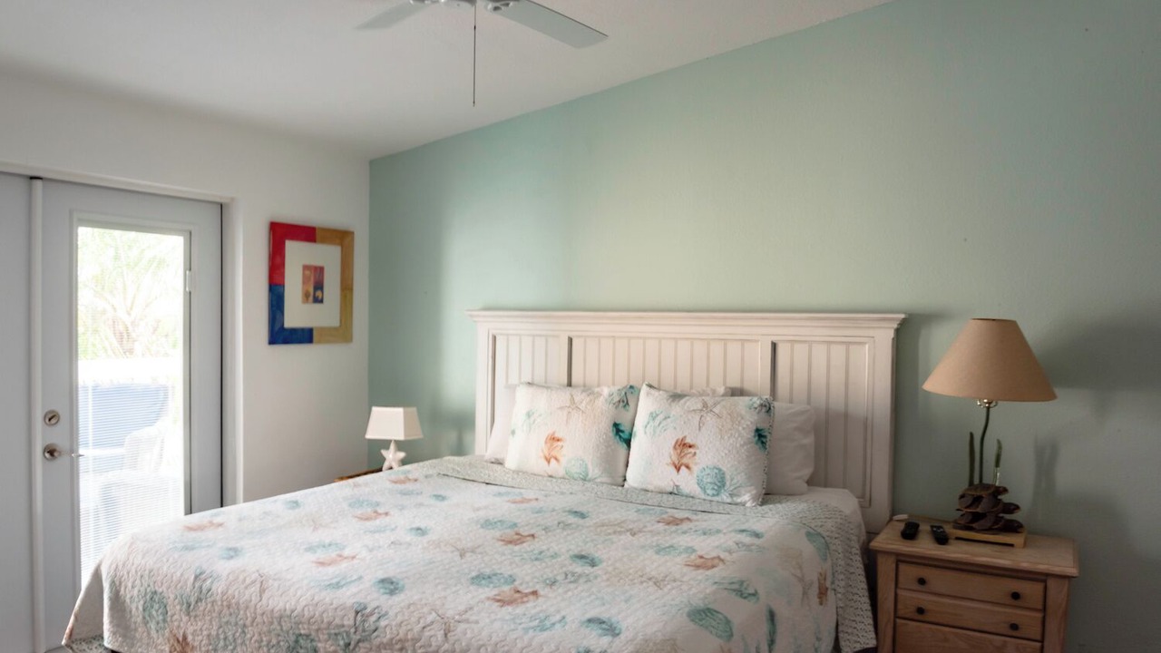 Photo of Bedroom in Breezeswept Beach Estates