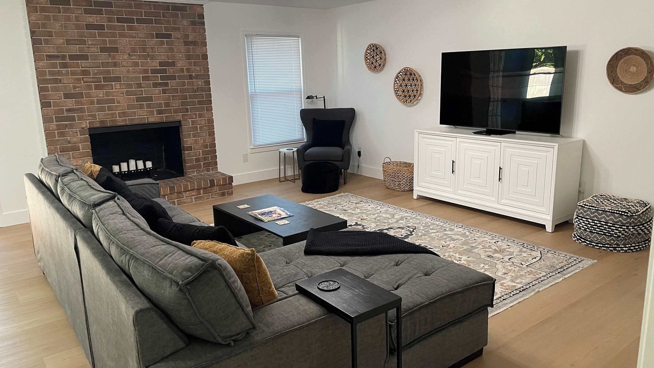 Photo of Livingroom in Statesboro