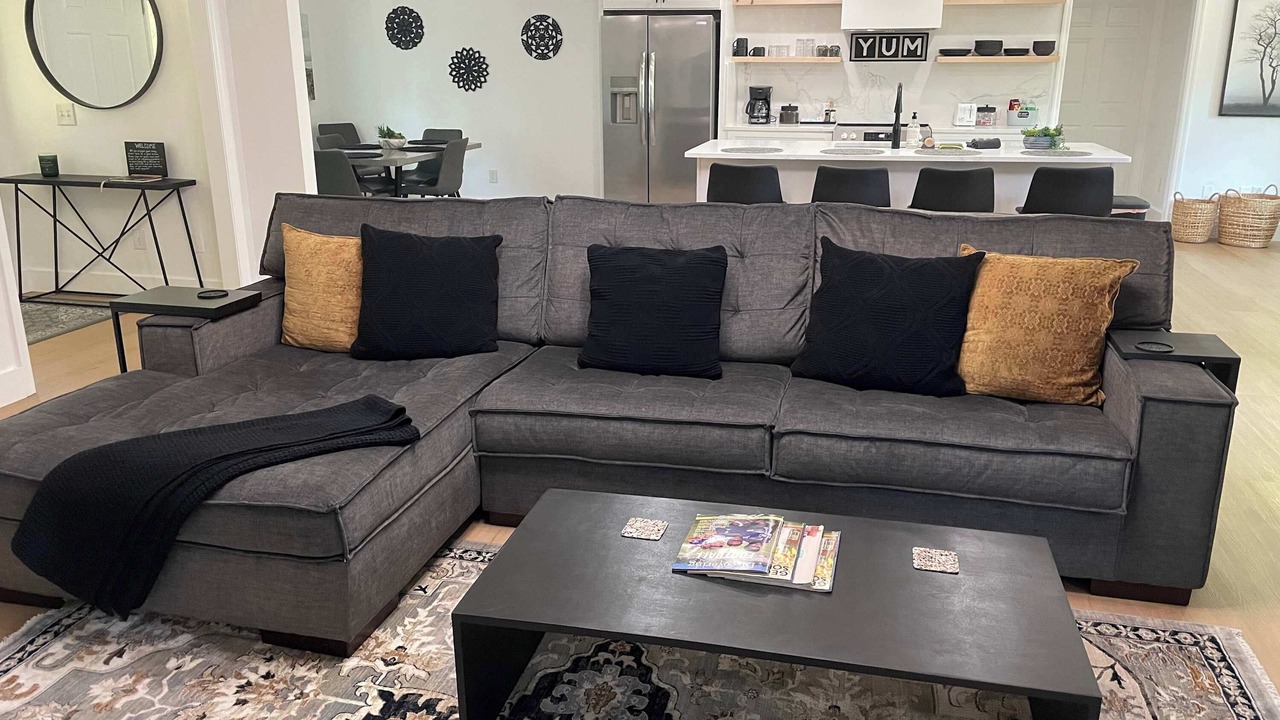 Photo of Livingroom in Statesboro