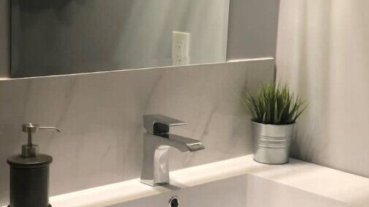 Photo of Bathroom in Oakwood Village