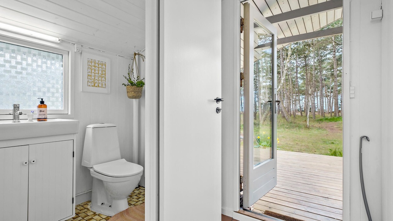 Photo of Bathroom in Store Fuglede