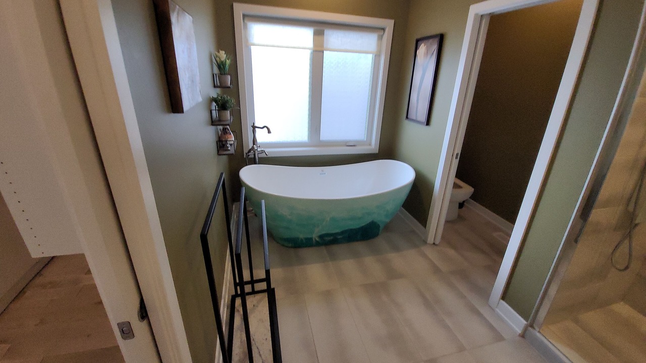 Photo of Bathroom in Casselman