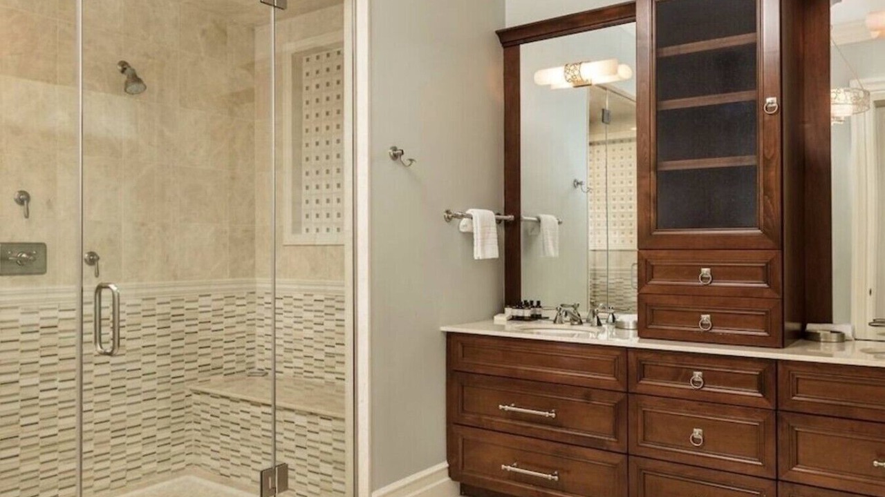 Photo of Bathroom in Grand Beach