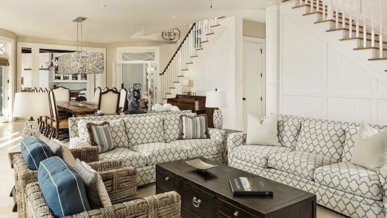 Photo of Livingroom in Grand Beach
