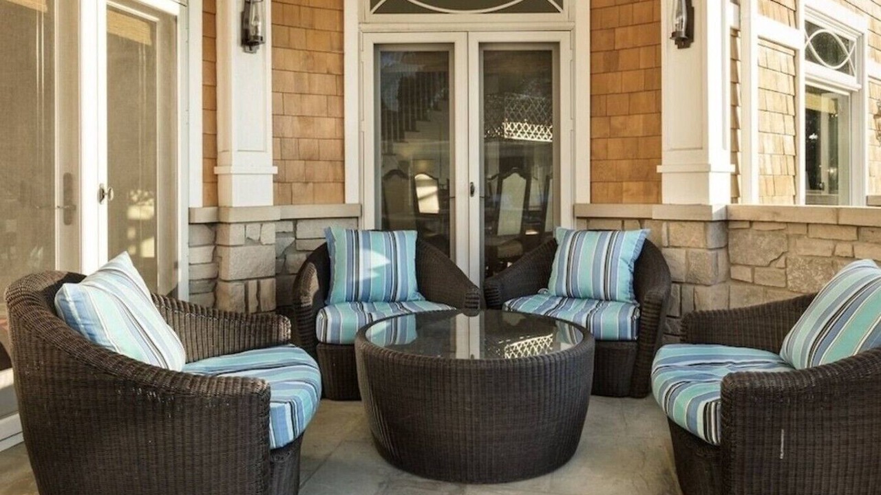 Photo of Patio Balcony in Grand Beach