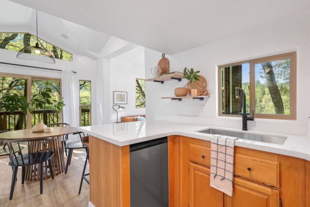 Photo of Others in Dunsmuir