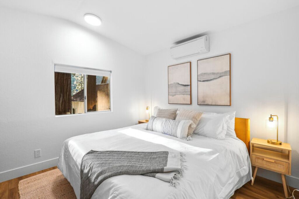 Photo of Others in Dunsmuir