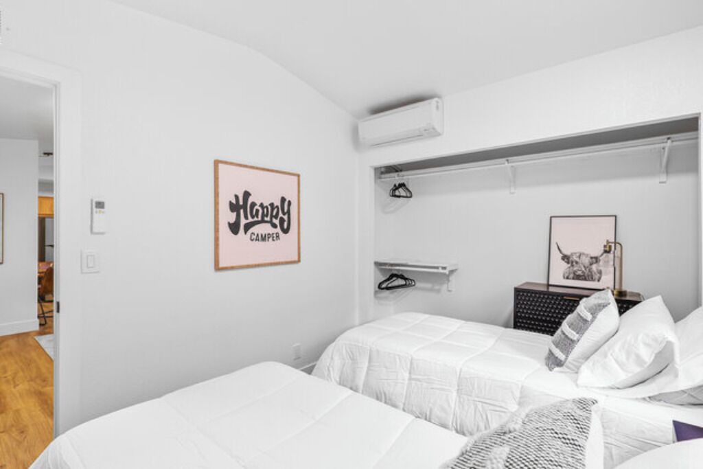 Photo of Others in Dunsmuir