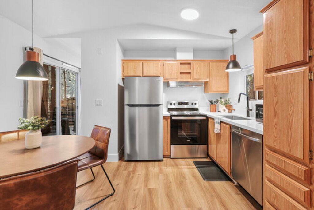 Photo of Others in Dunsmuir