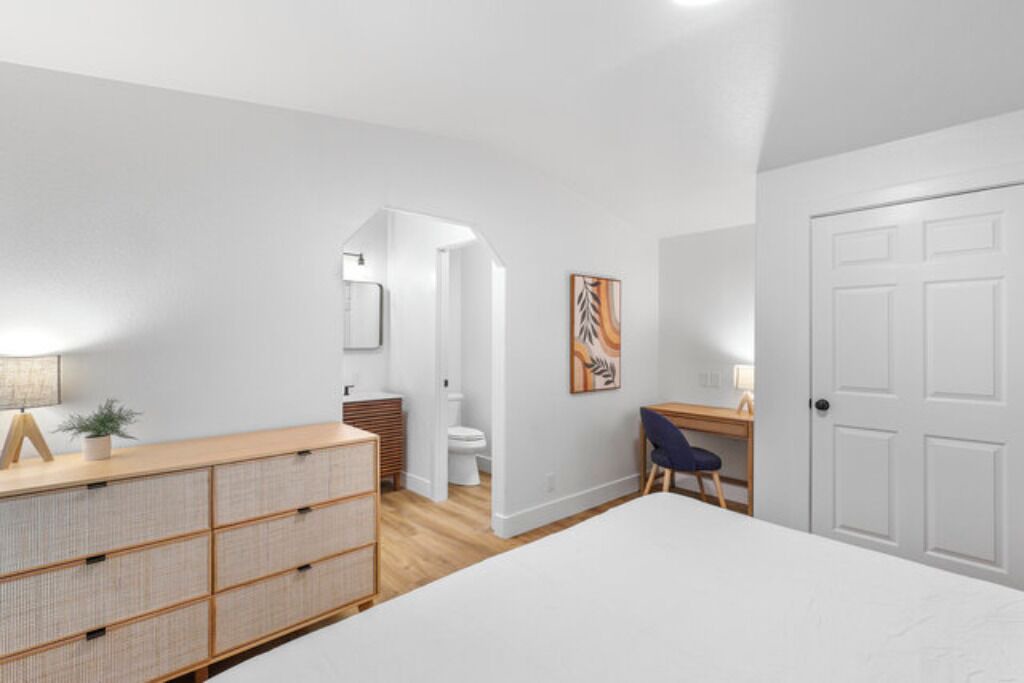 Photo of Others in Dunsmuir