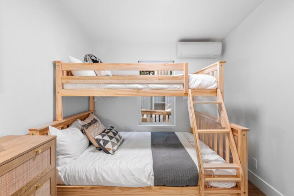 Photo of Others in Dunsmuir