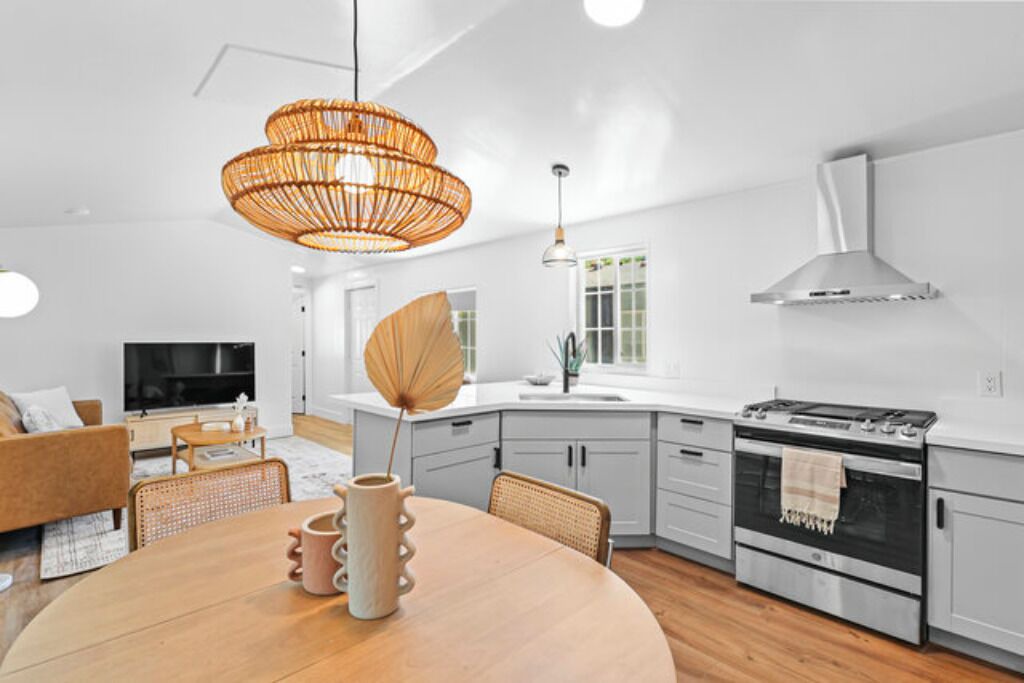 Photo of Others in Dunsmuir