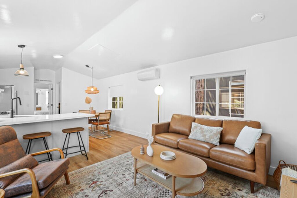 Photo of Others in Dunsmuir