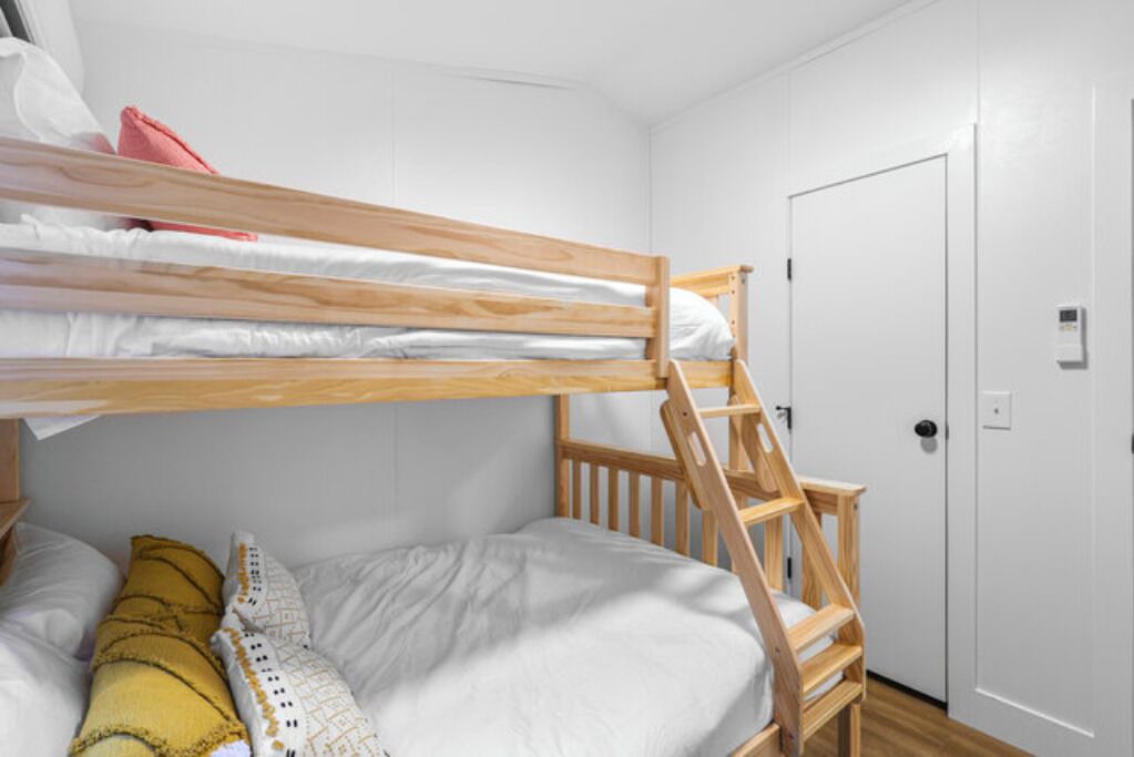 Photo of Others in Dunsmuir