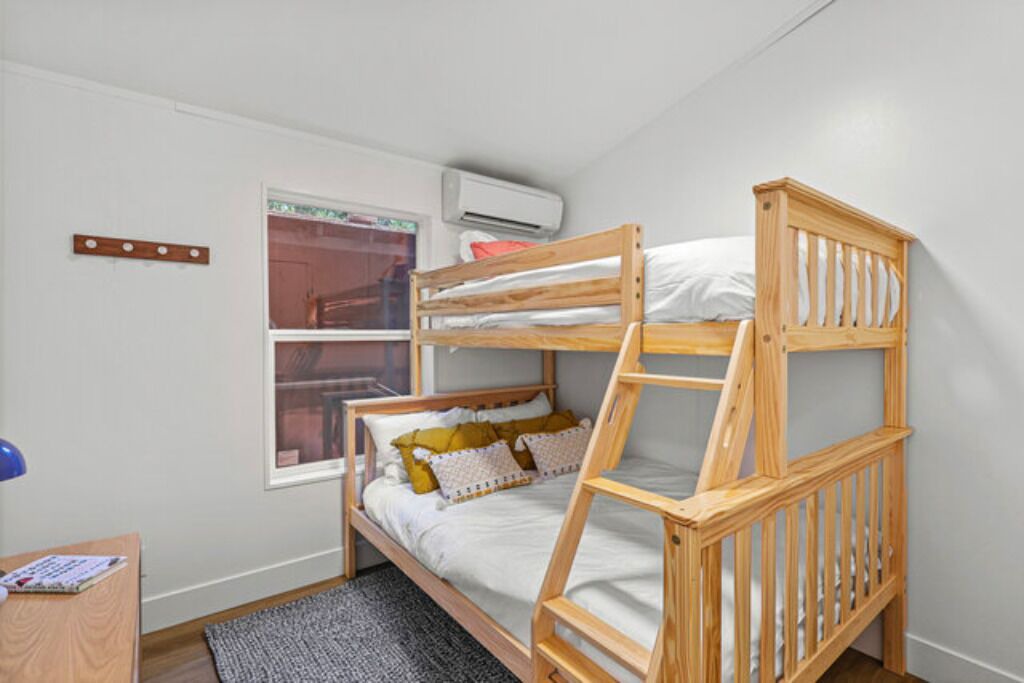 Photo of Others in Dunsmuir