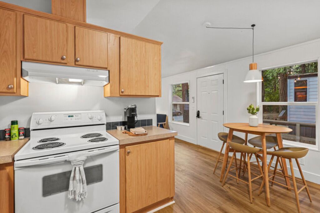 Photo of Others in Dunsmuir