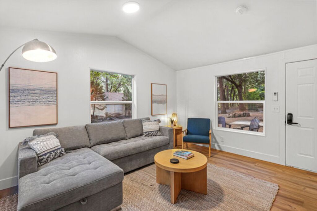 Photo of Others in Dunsmuir