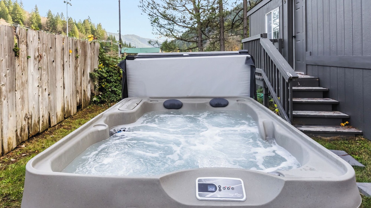 Photo of Others in Dunsmuir