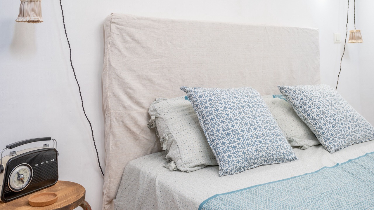 Photo of Bedroom in Montaren-et-Saint-Mediers