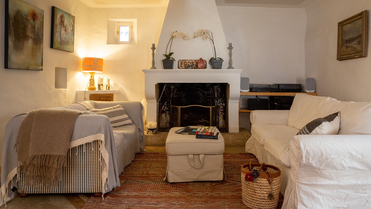 Photo of Livingroom in Montaren-et-Saint-Mediers