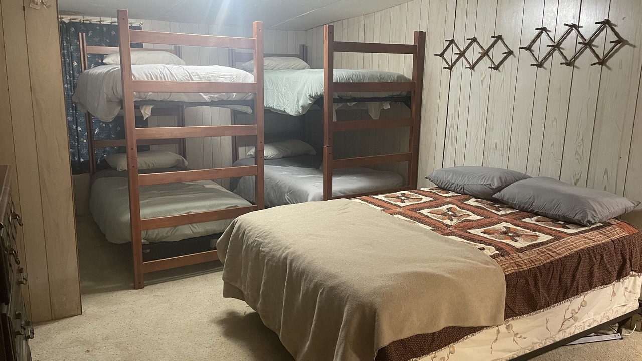 Photo of Bedroom in Gregory