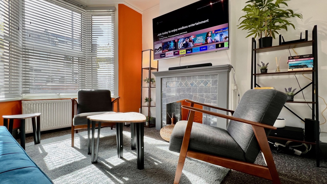 Photo of Livingroom in Higham Hill