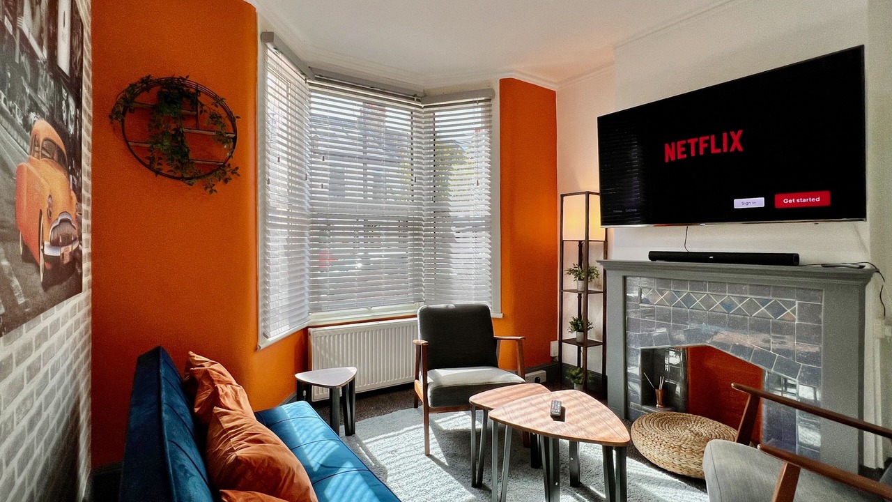 Photo of Livingroom in Higham Hill