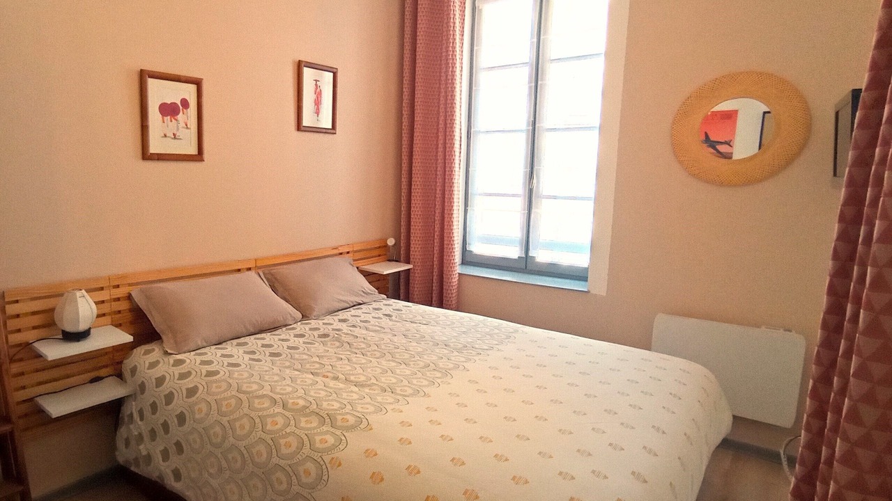 Photo of Bedroom in Albi