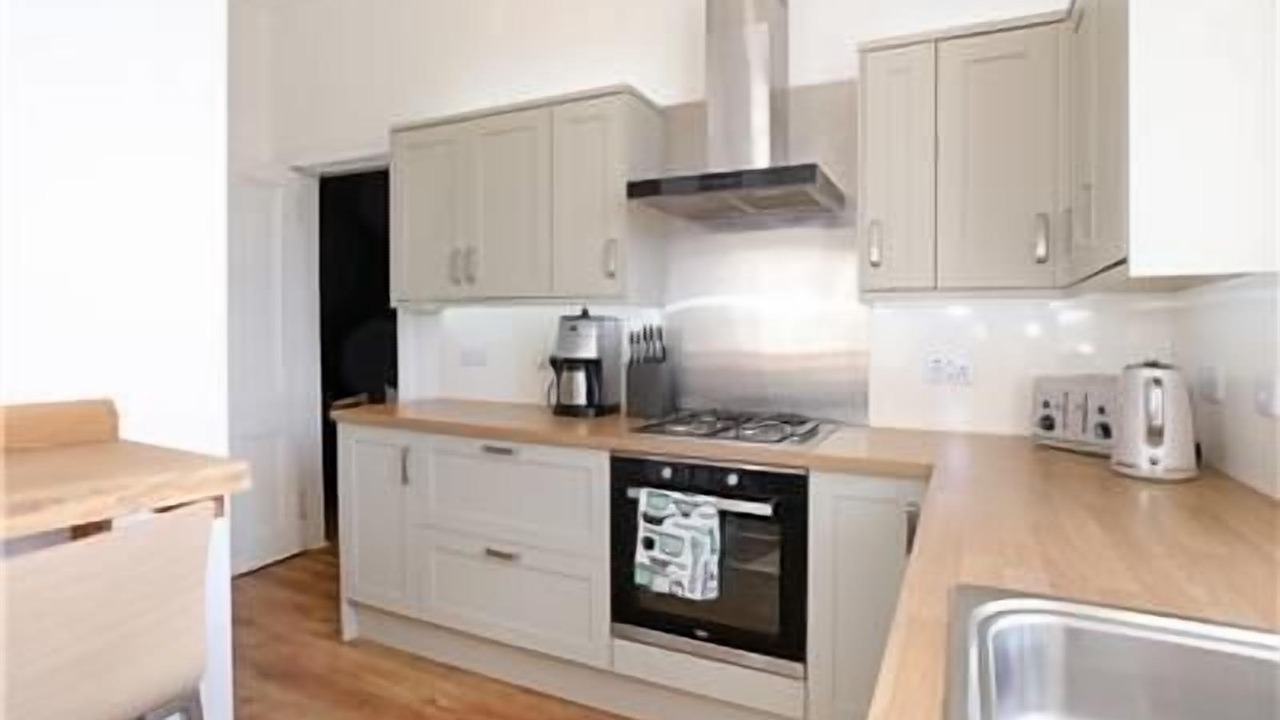 Photo of Others in Helensburgh