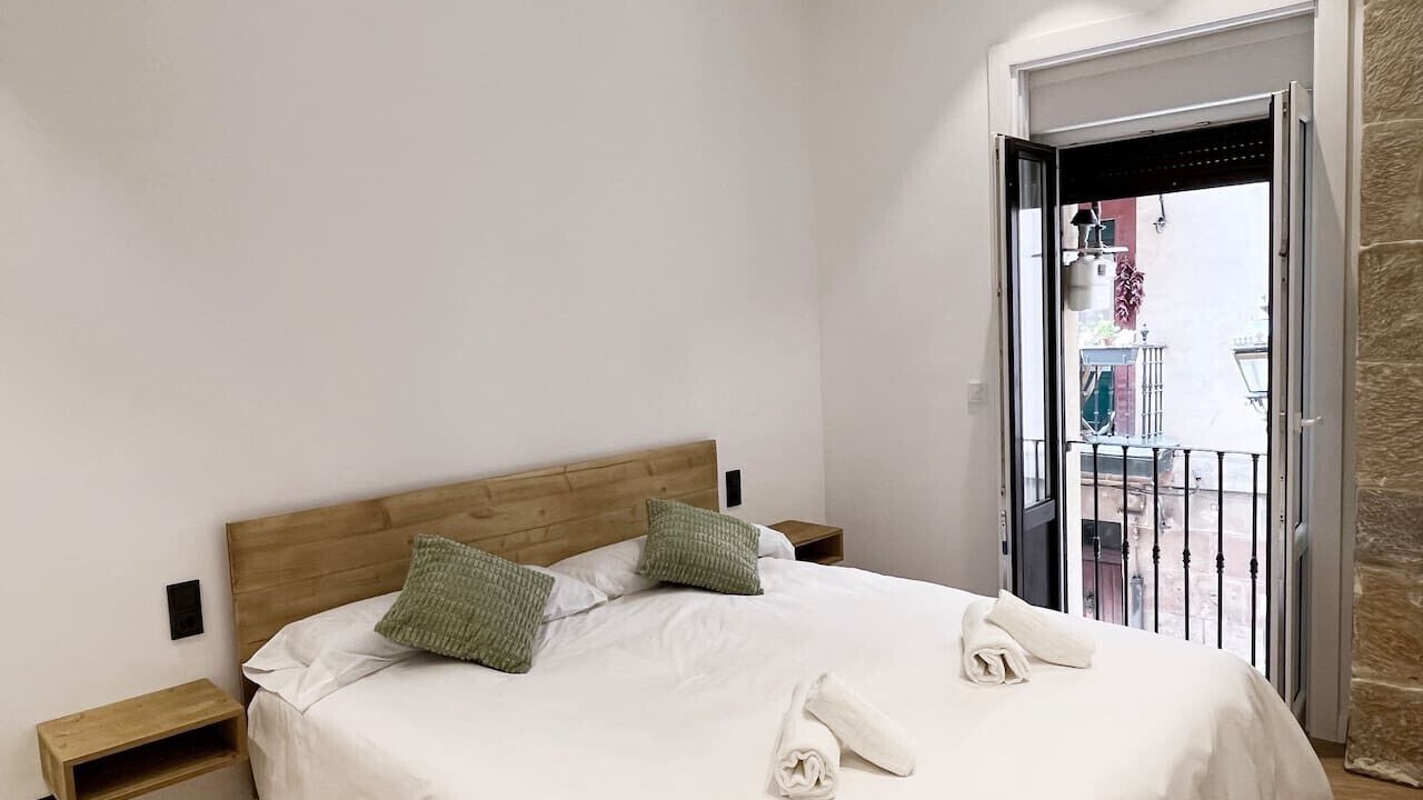 Photo of Bedroom in Bilbao Old Town