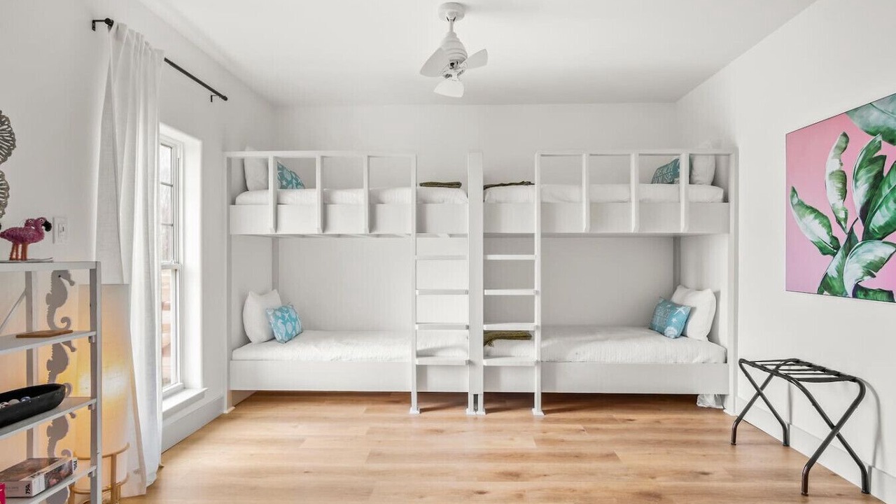 Photo of Bedroom in Sand Point