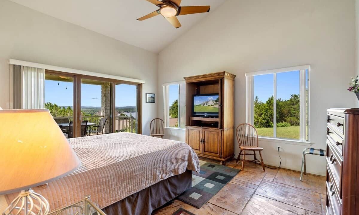 Photo of Bedroom in Briarcliff