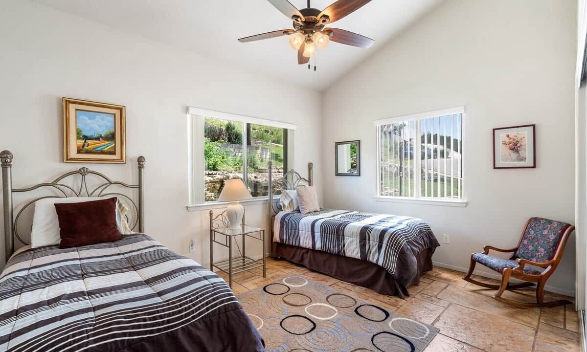 Photo of Bedroom in Briarcliff