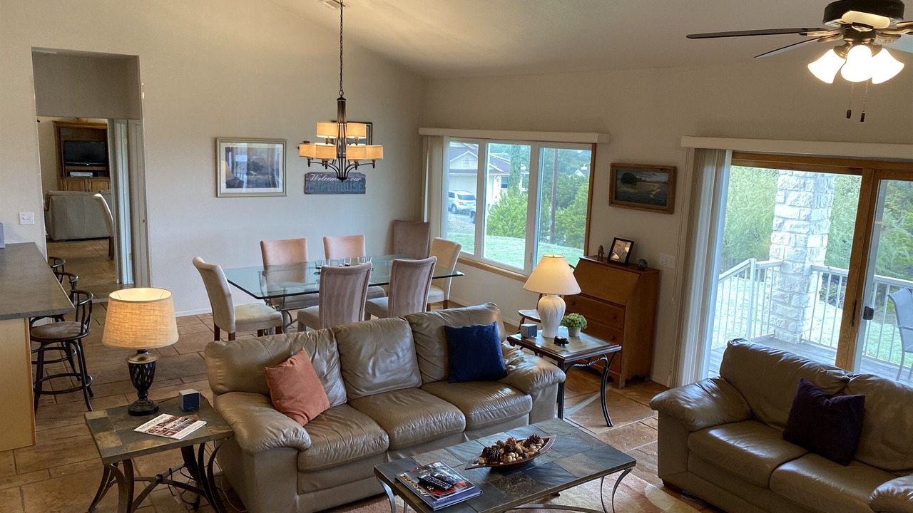 Photo of Bedroom in Briarcliff