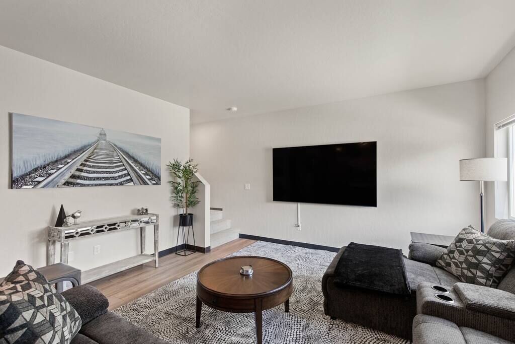 Photo of Livingroom in West Central