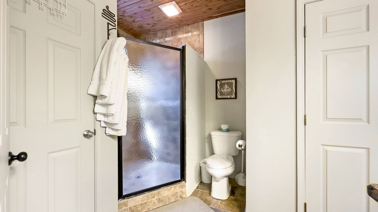 Photo of Bathroom in Camdenton