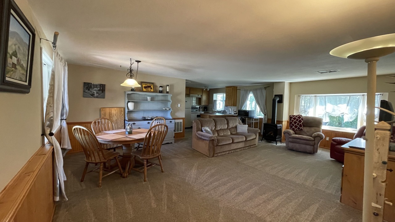 Photo of Livingroom in Washington County