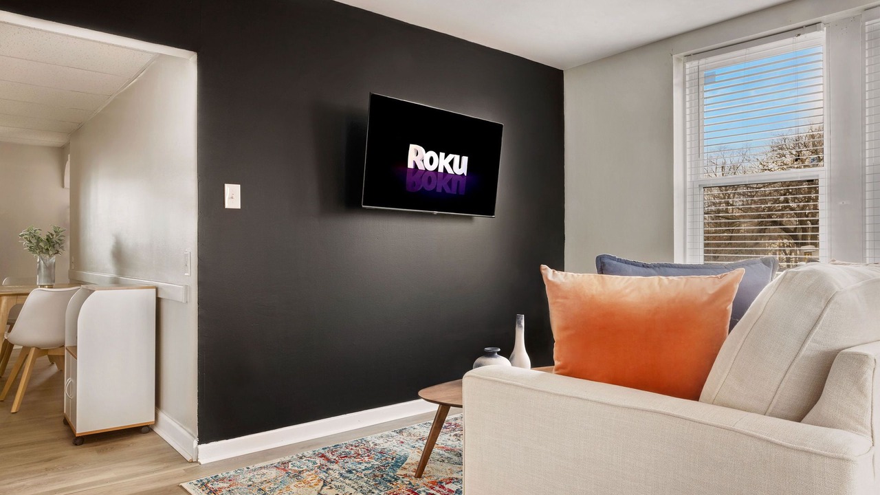 Photo of Livingroom in University City