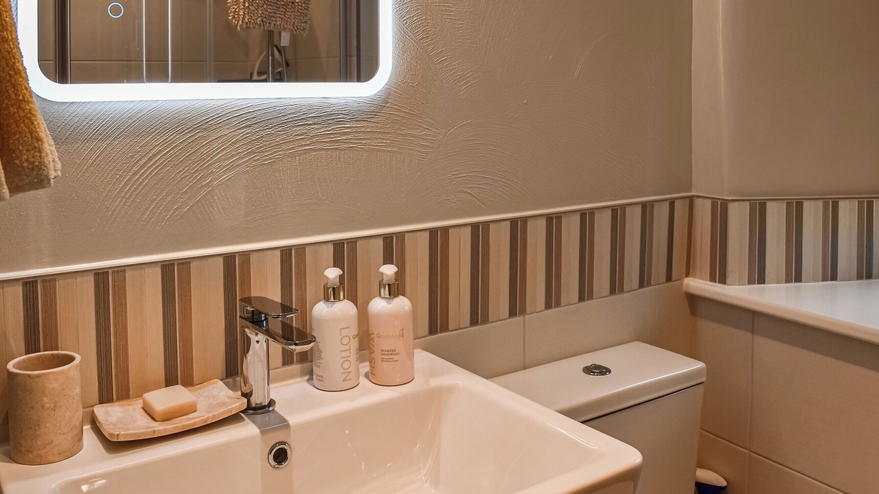 Photo of Bathroom in Fourstones Near Bentham