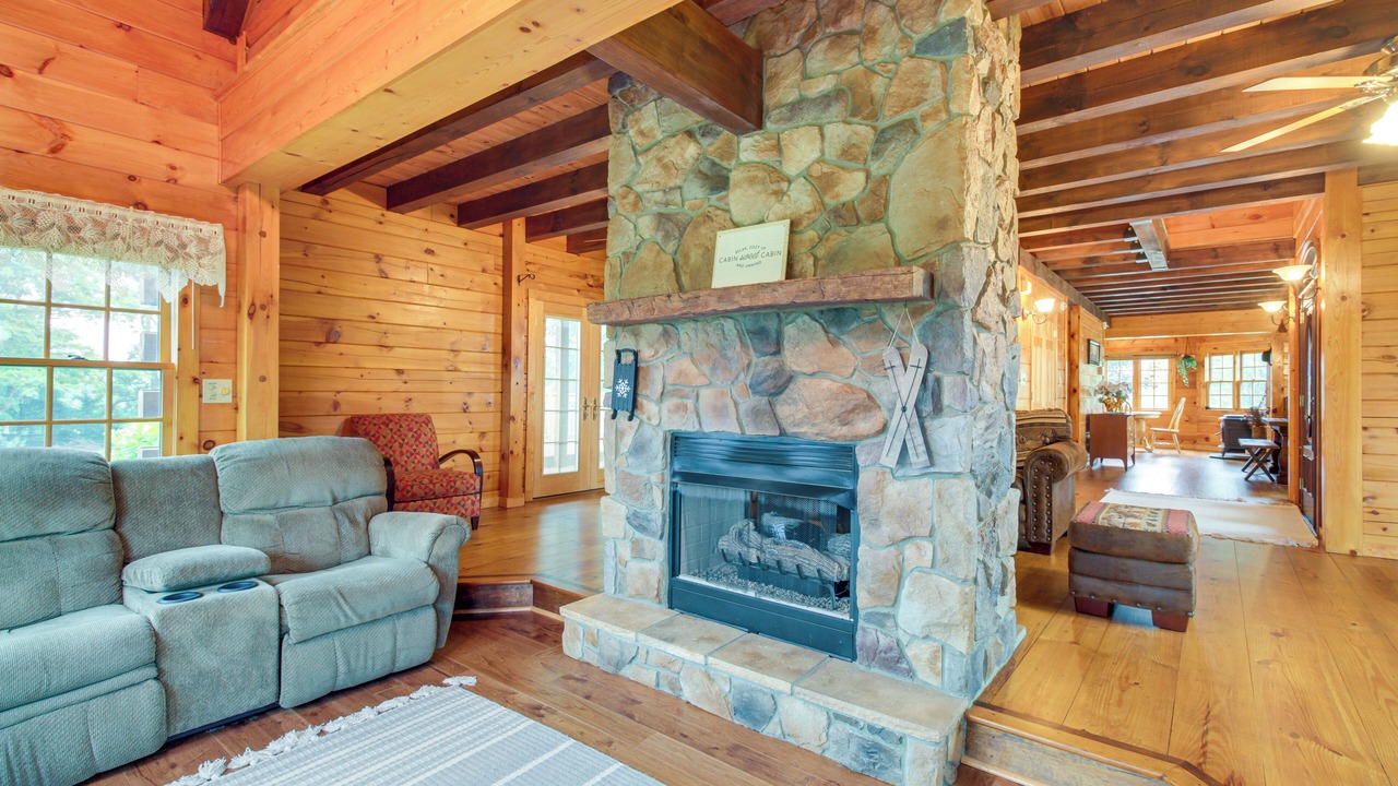 Photo of Livingroom in Spottswood