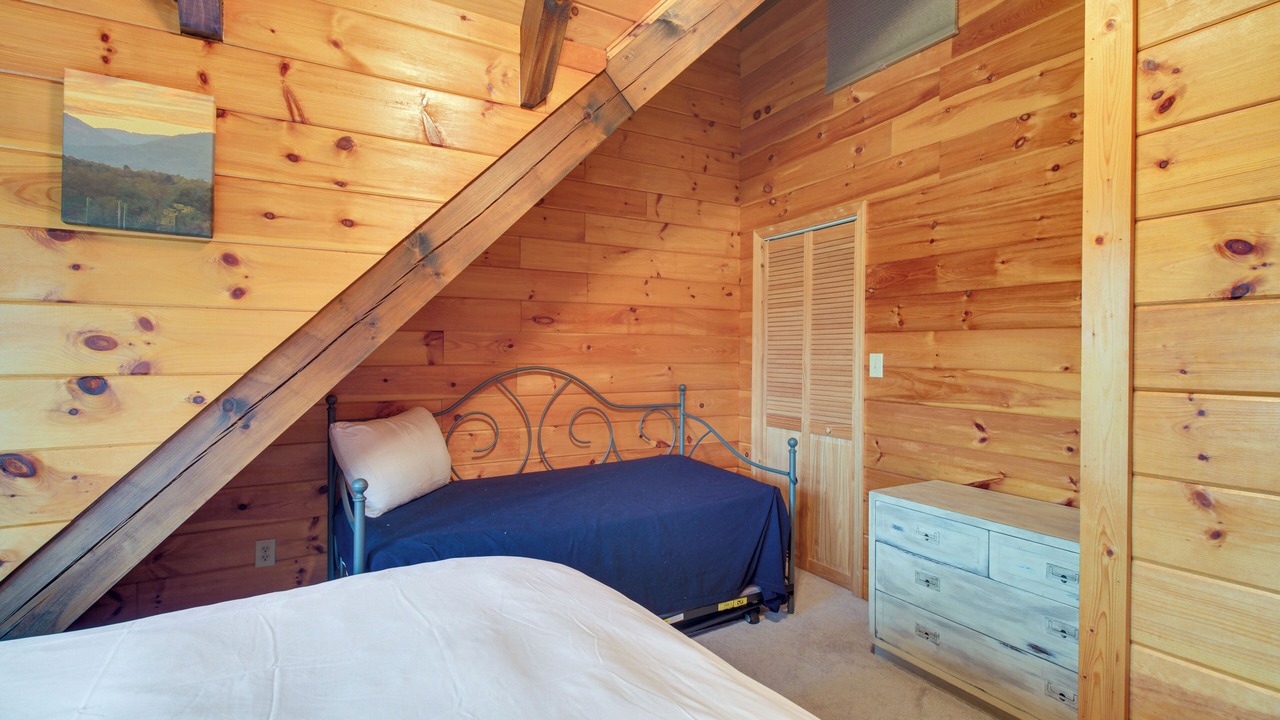 Photo of Bedroom in Spottswood