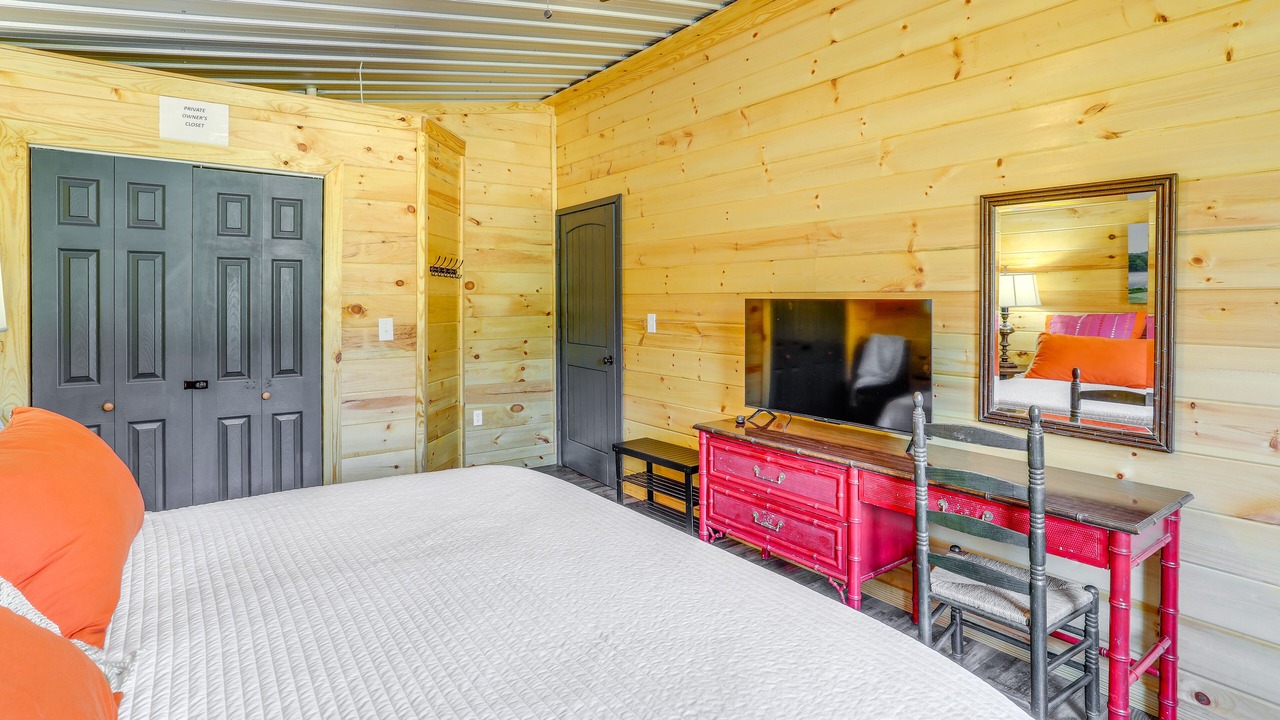 Photo of Bedroom in Boswell