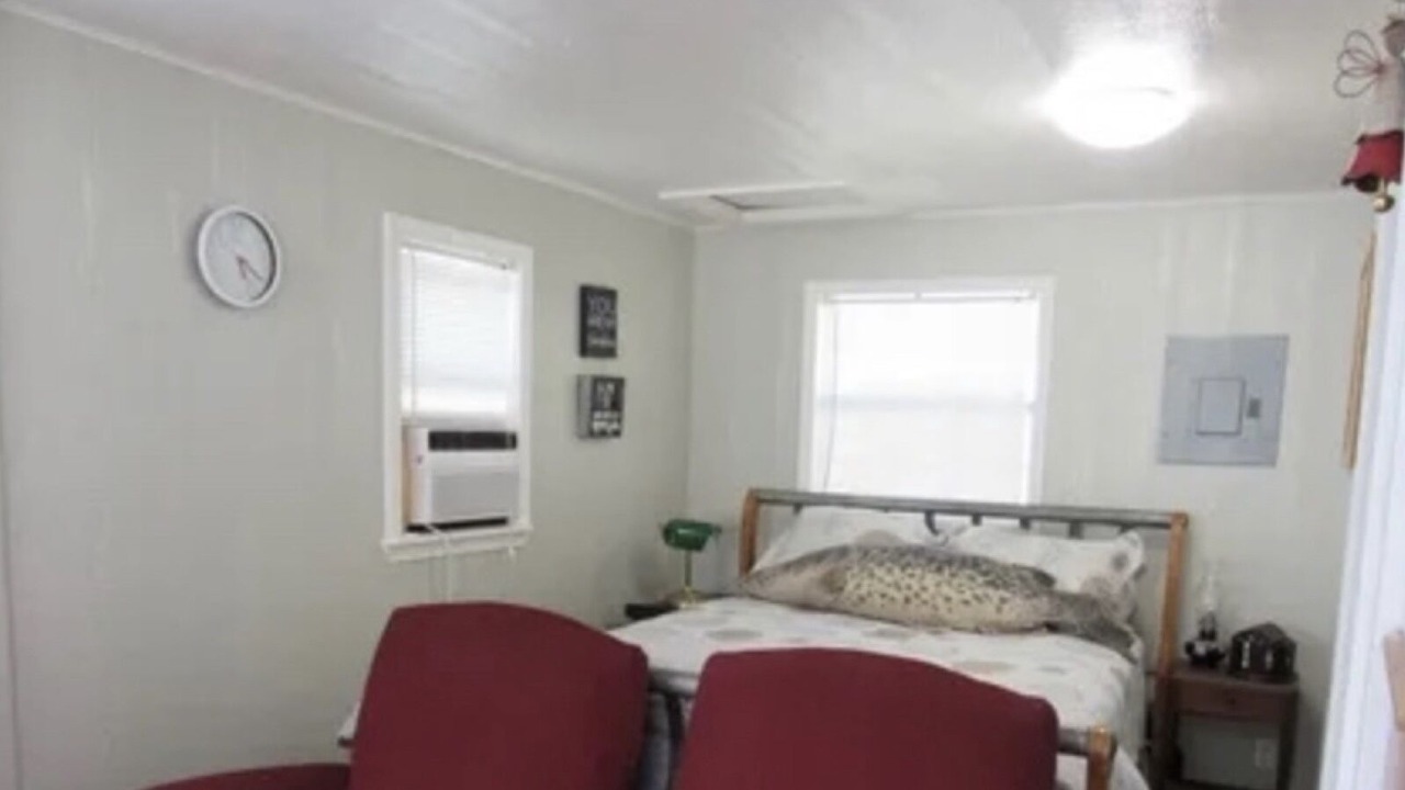 Photo of Bedroom in Cedar Lane