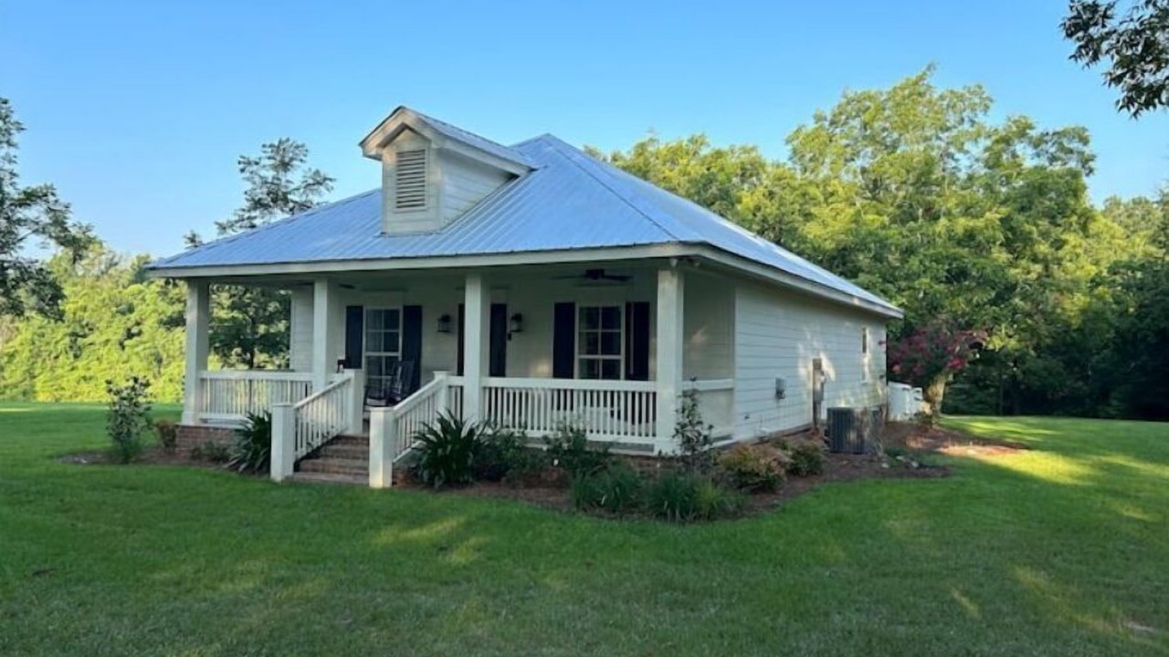 Photo of Outdoor in Petal