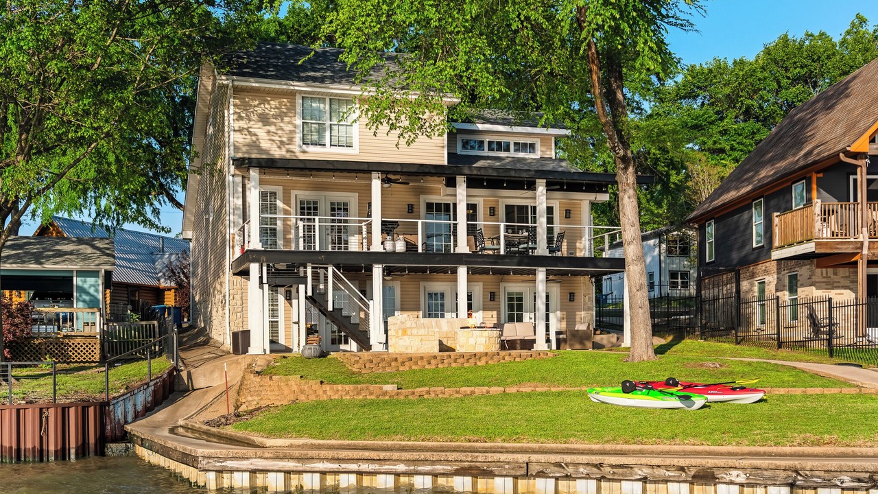 Photo of Outdoor in Gun Barrel City