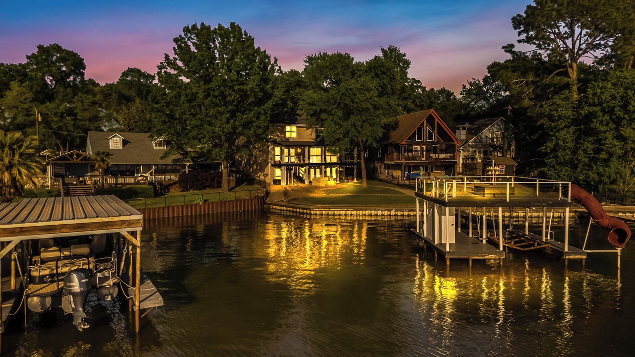 Photo of Outdoor in Gun Barrel City